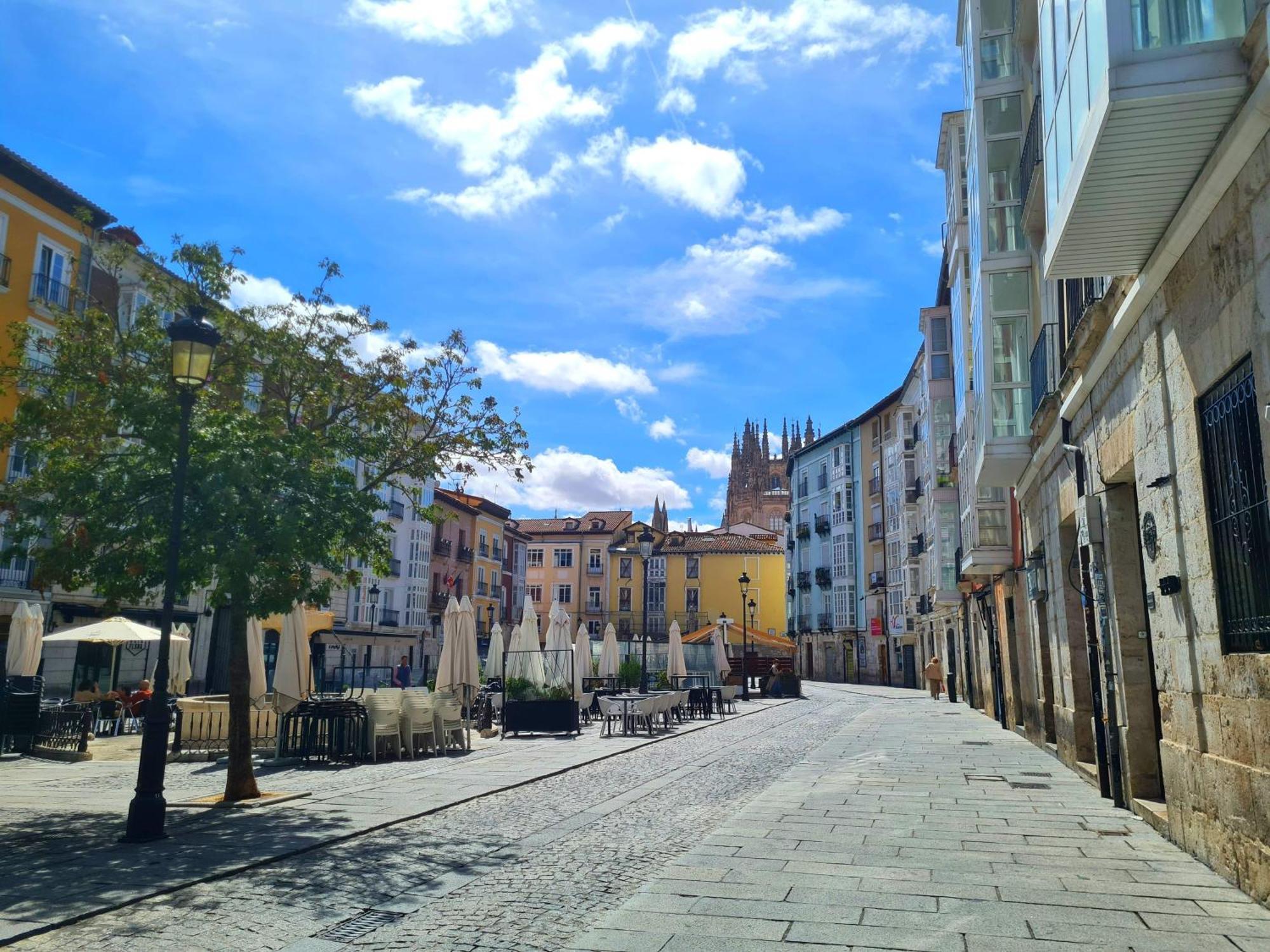 Urban Burgos Exterior foto