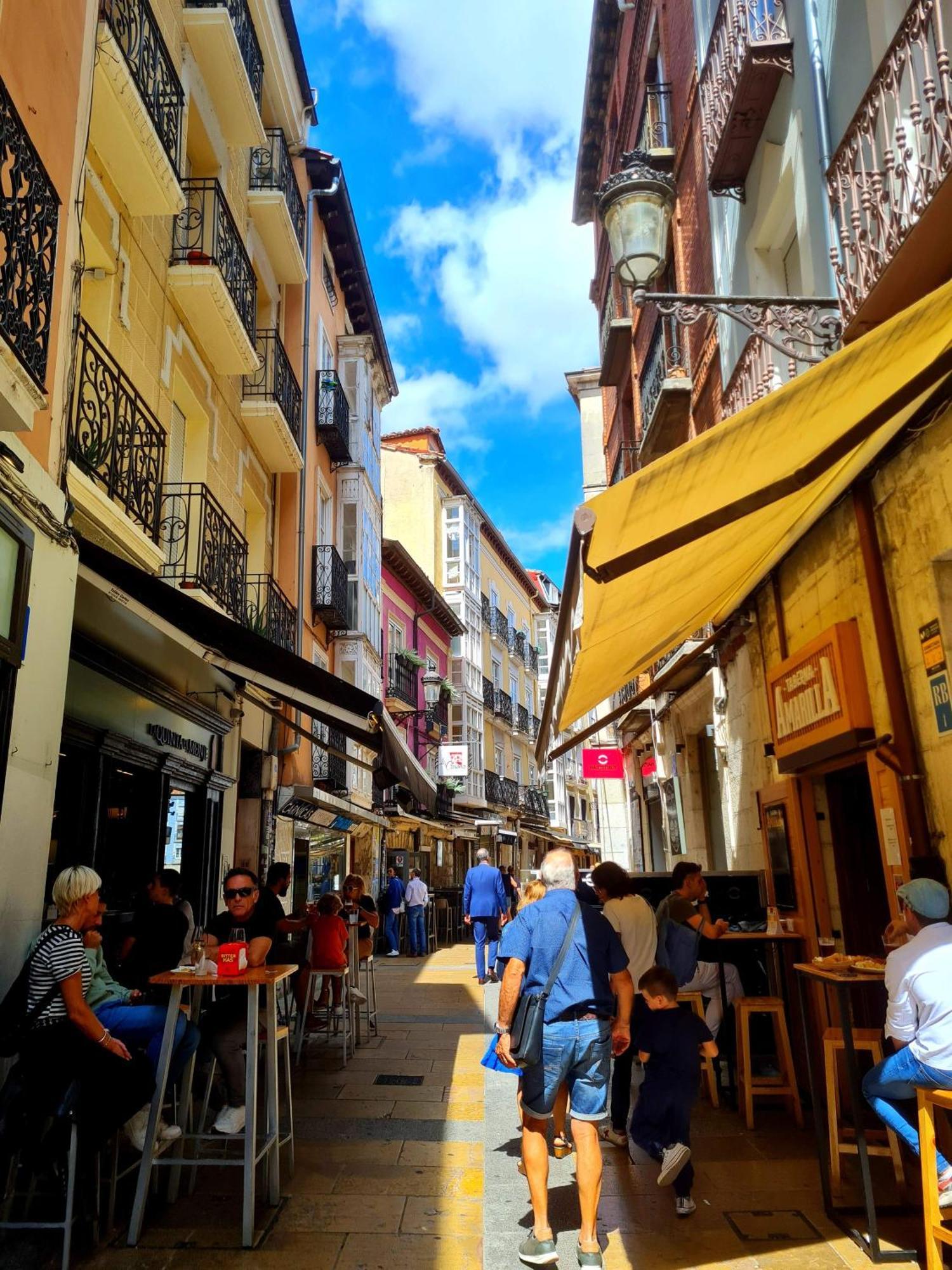 Urban Burgos Exterior foto